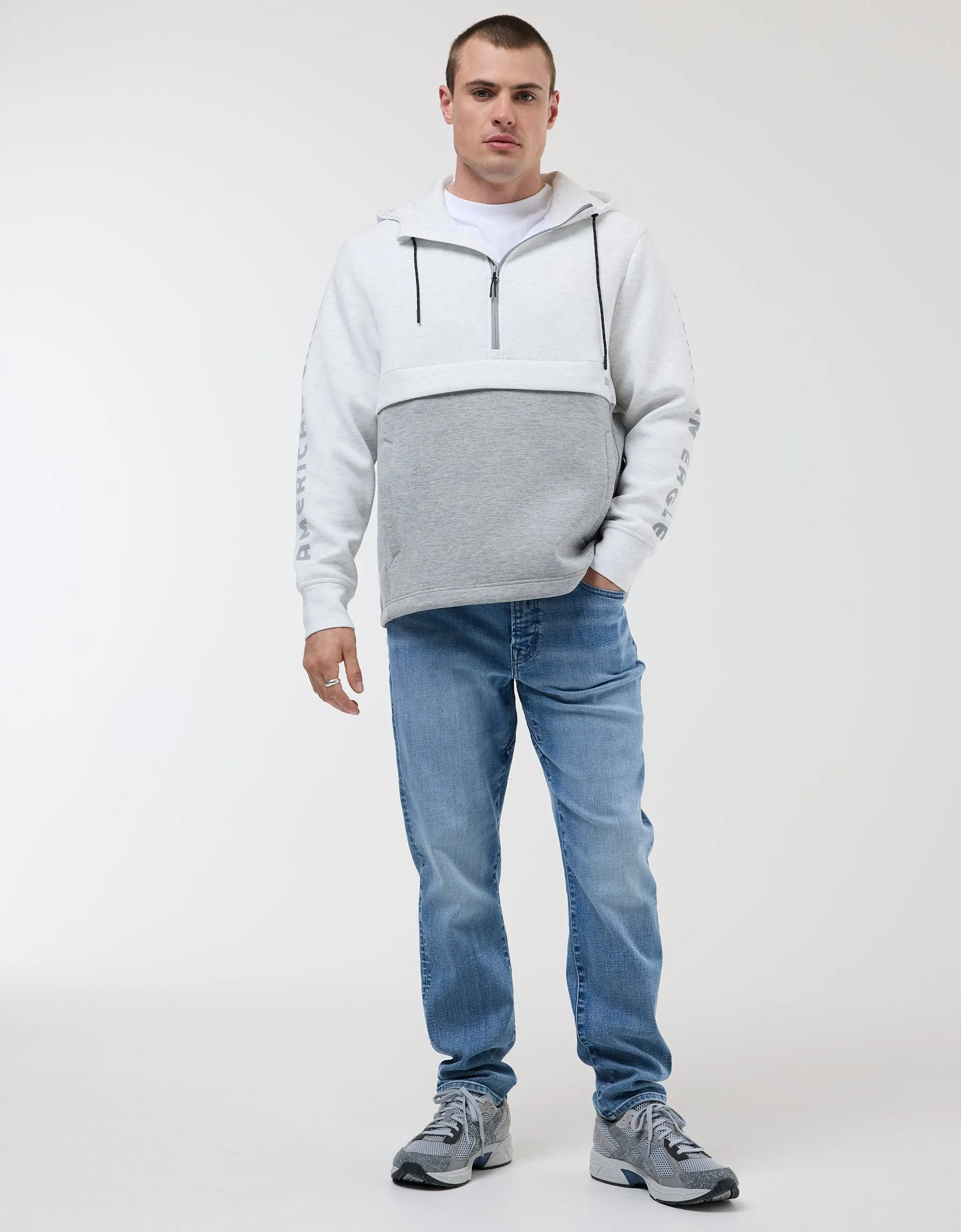 AE 24/7 AirFlex  Temp Tech Athletic Fit Jean