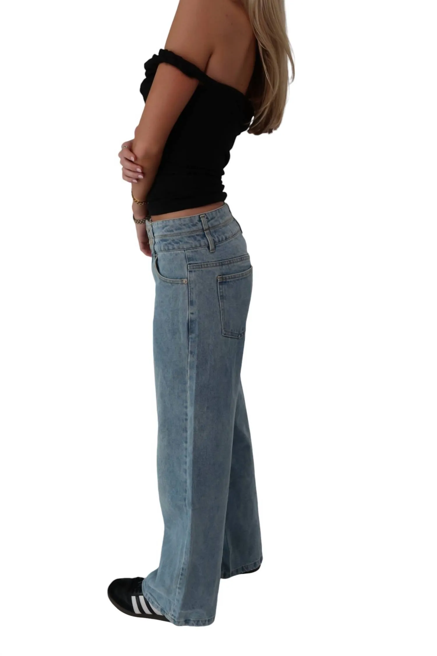 Day To Day Denim Jean In Light Wash Denim
