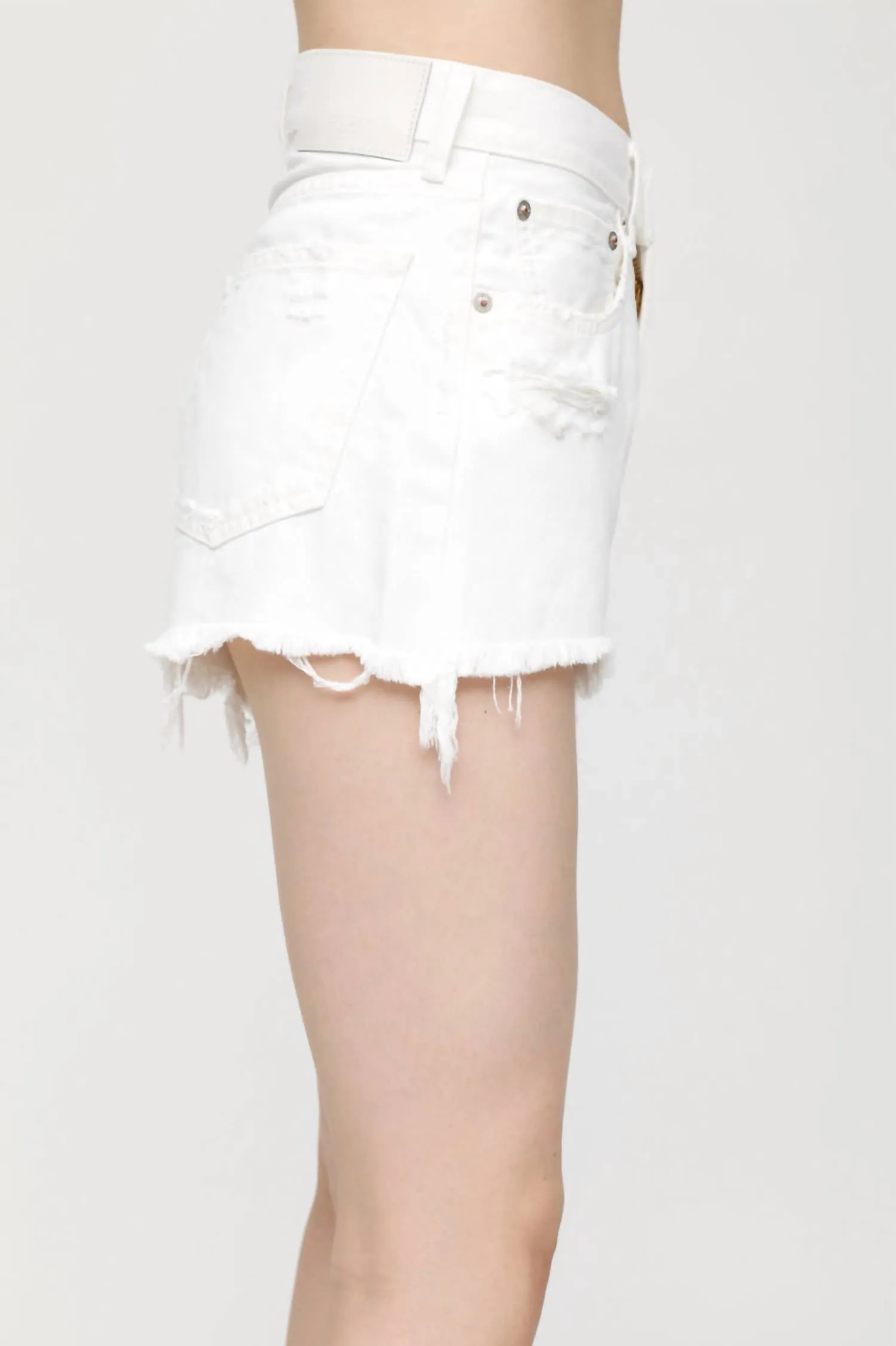 Montclair Shorts In White