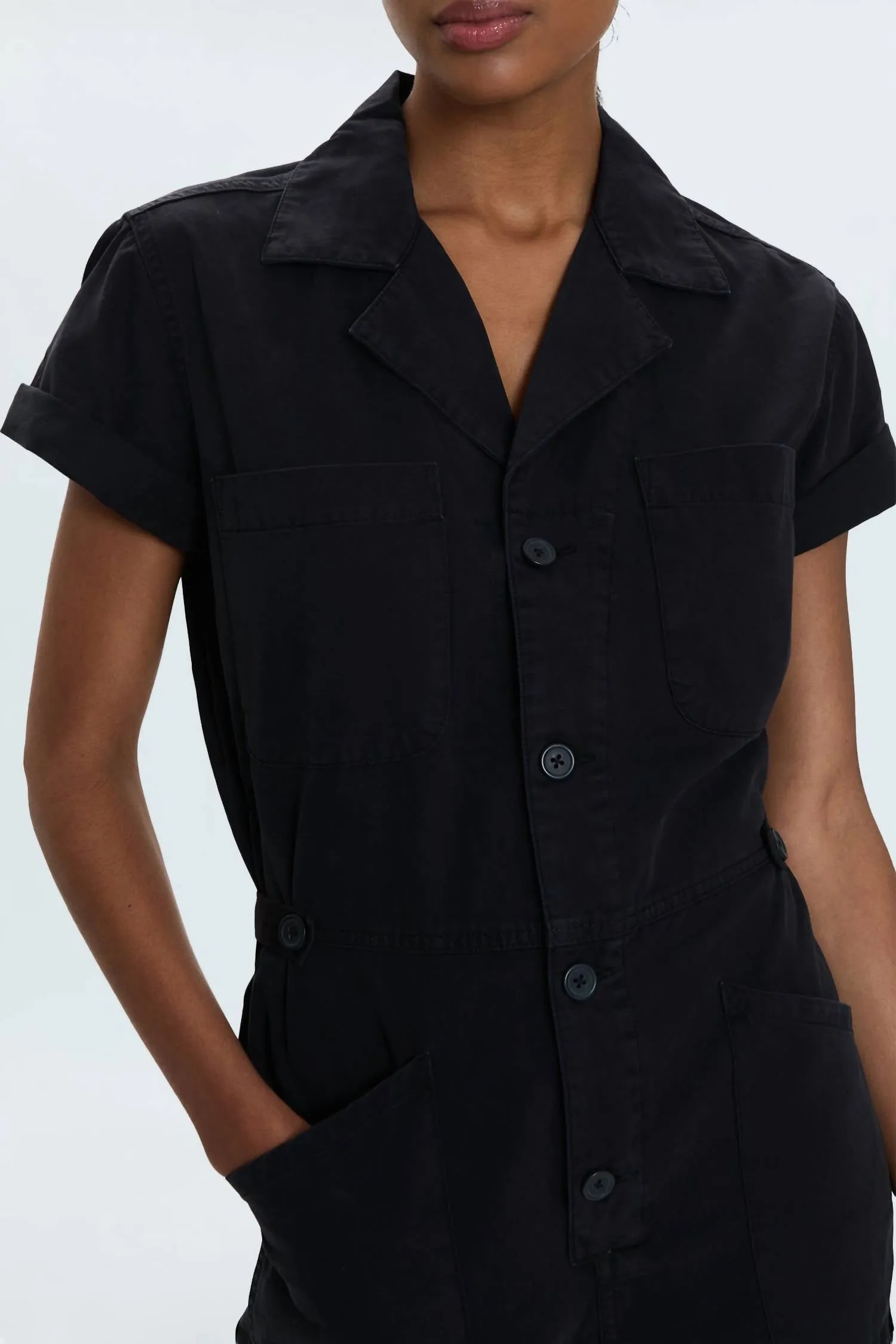Parker Short Sleeve Romper In Fade To Black