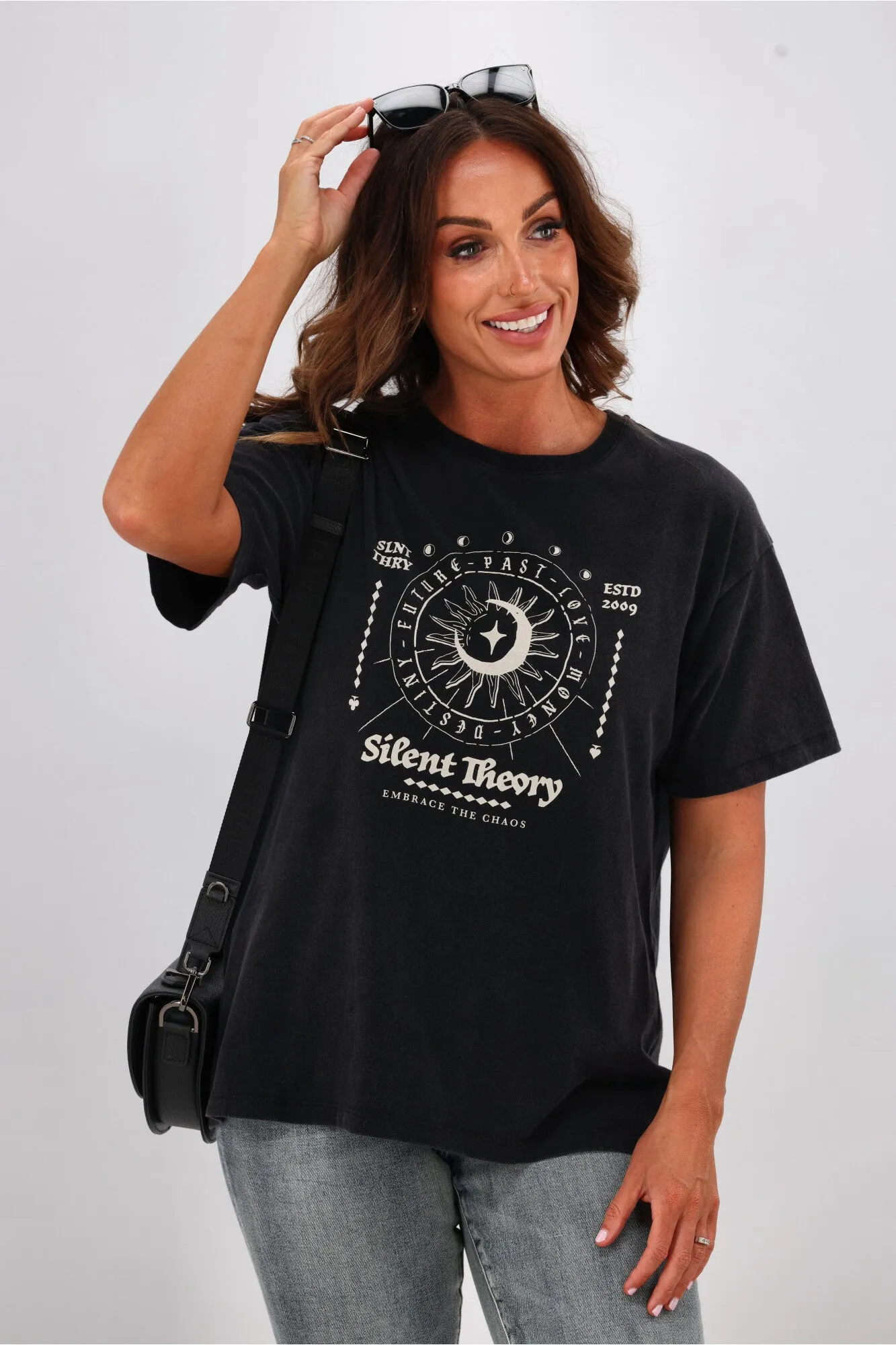 Silent Theory Luna Tee Washed Black