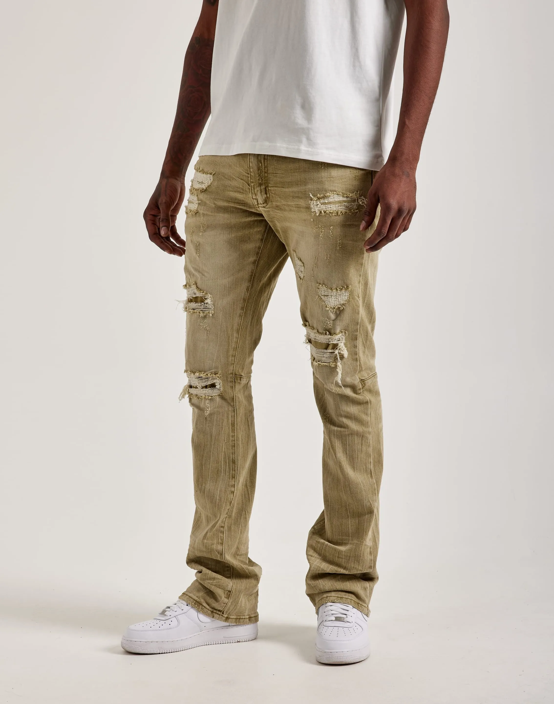 Smoke Rise Essential Jeans