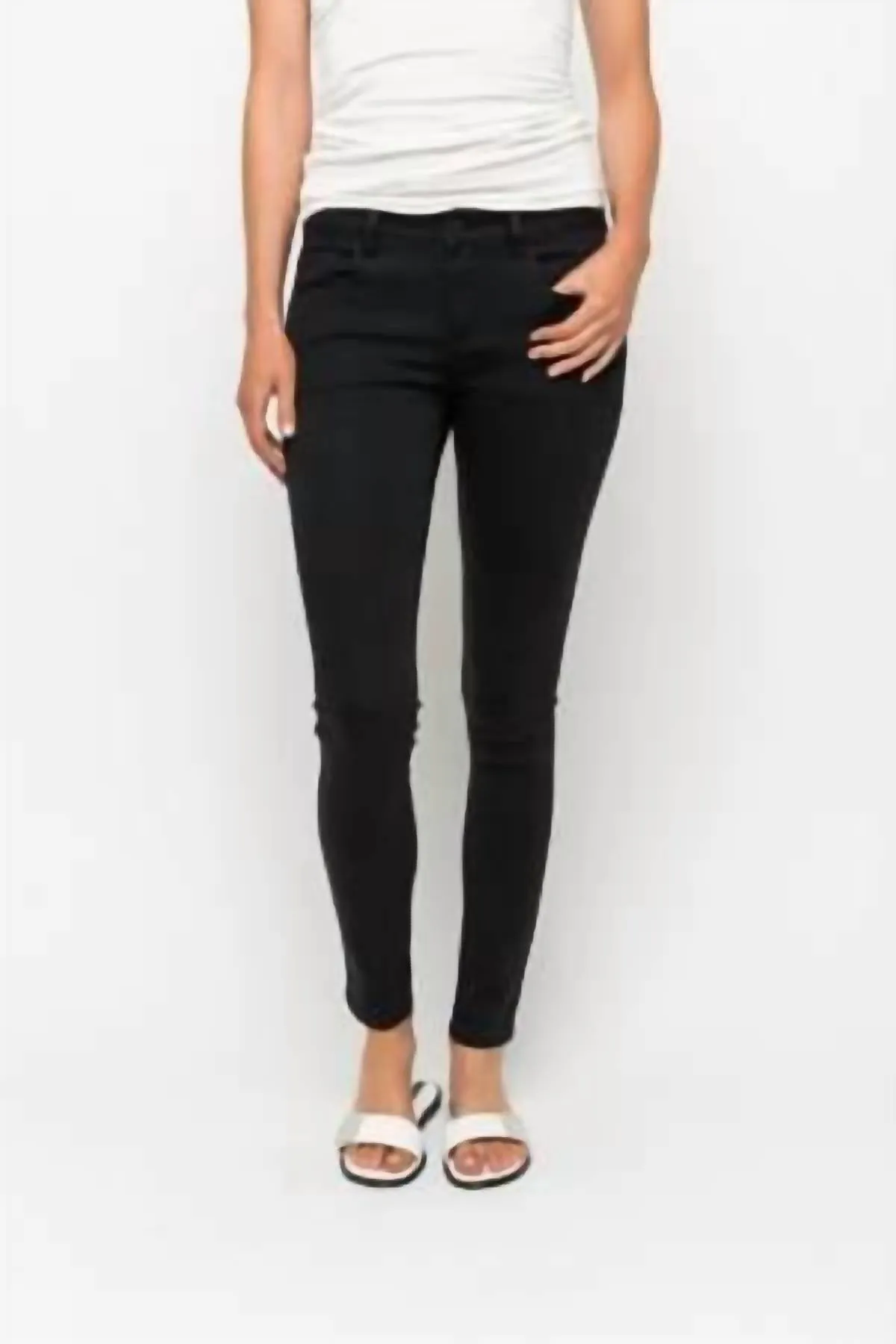 Stretchy Skinny Jeans In Black