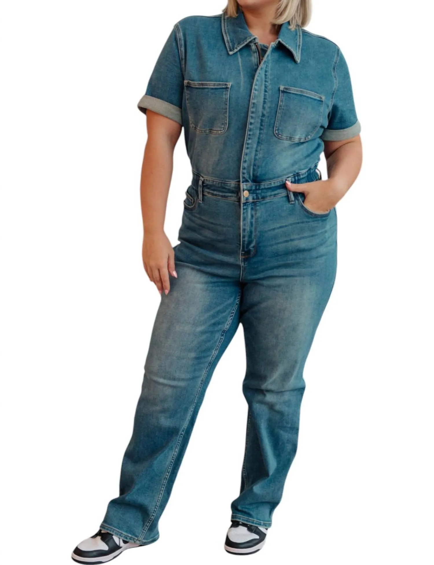 Sylvia Short Sleeve Denim Jumpsuit - Plus In Medium Wash